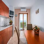 דירה In With Sea View Terrace *