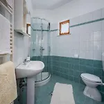In With Sea View Terrace דירה